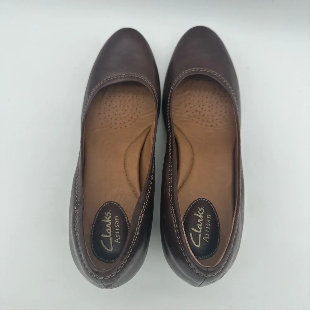 Clarks Dark Brown Leather Women's Almond Toe Pumps